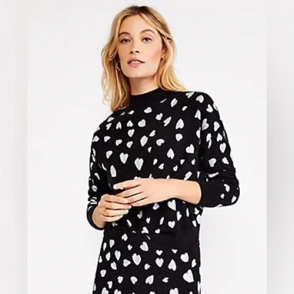 Ann Taylor Black w/ White Hearts Long Sleeve Sweater Size M Medium - Picture 1 of 10